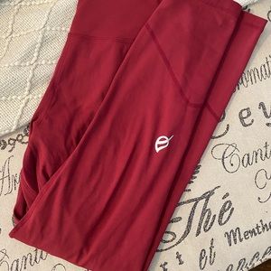 Deep red Ptula leggings